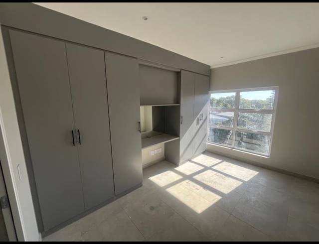 2 BEDROOM PROPERTY TO RENT IN BROOKLYN